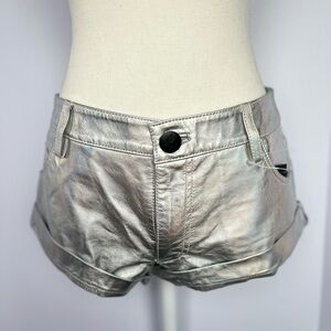 One Teaspoon Revenge Metallic Leather Bandit Shorts In Silver. Size 24.